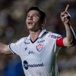 Vitória vence o Sampaio Corrêa, e praticamente garante acesso à Série A