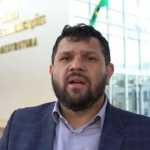 Jornalista Oswaldo Eustáquio recebe visto dos EUA e provoca Moraes nas redes