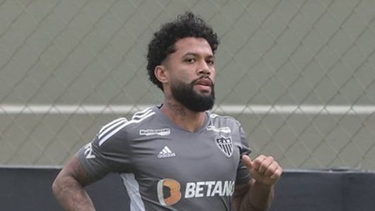 Otávio é titular absoluto do Atlético com Felipão