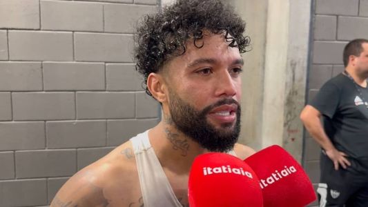 Otávio foi titular na partida deste domingo (8), contra o Coritiba