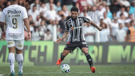 Otávio obrigou o goleiro do Santos a fazer grande defesa no empate sem gols deste domingo (23)