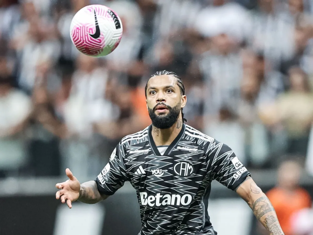 Fluminense avança em negociação para contratar volante do Atlético