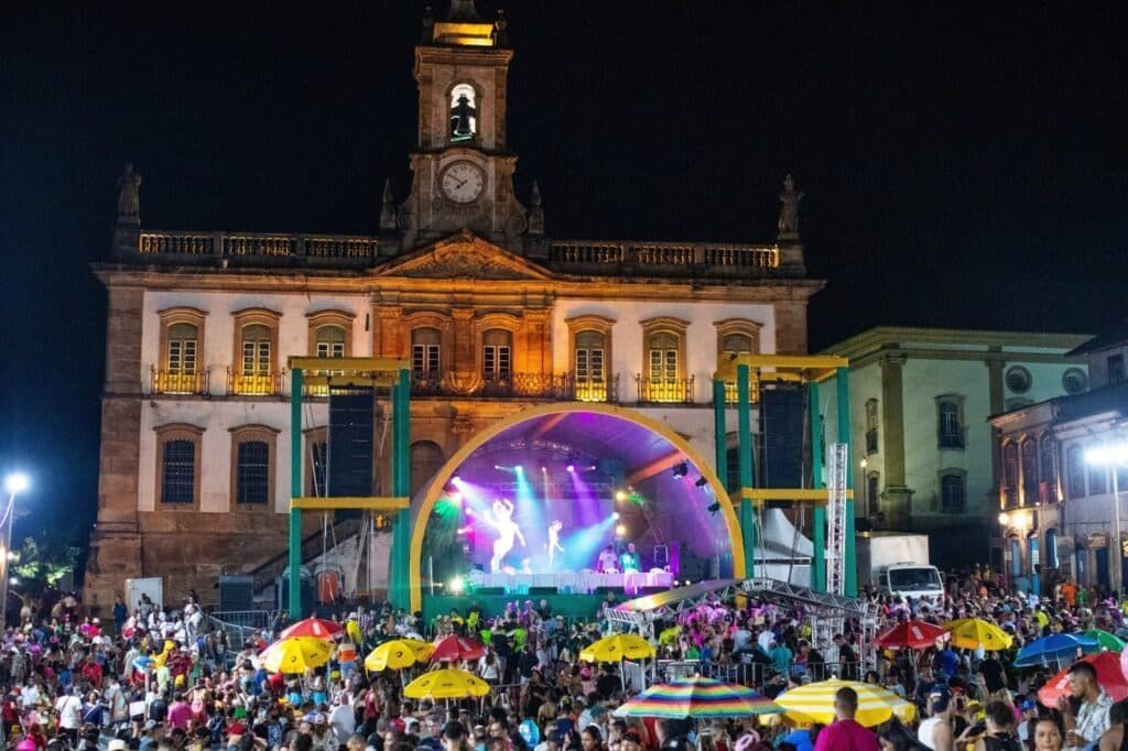 Prefeitura abre cadastramento oficial dos blocos para o Carnaval de Ouro Preto 2026