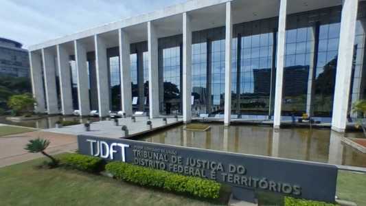 Outras seis pessoas foram condenadas; penas consistem em ressarcimento aos cofres públicos, suspensão dos direitos político, multa e proibição em contratar com poder público