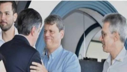 overnadores Tarcísio Freitas-SP, Ronaldo Caiado-GO e Romeu Zema na abertura da Expozebu