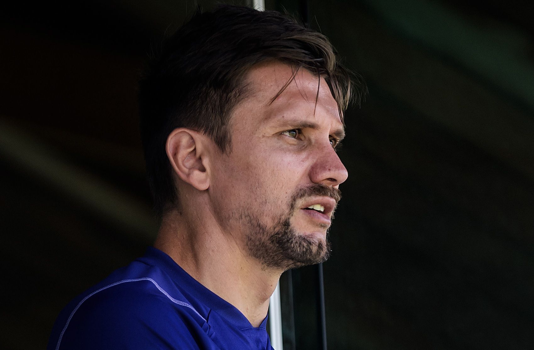 Paulo André se despede de jogadores do Cruzeiro no vestiário do Mineirão