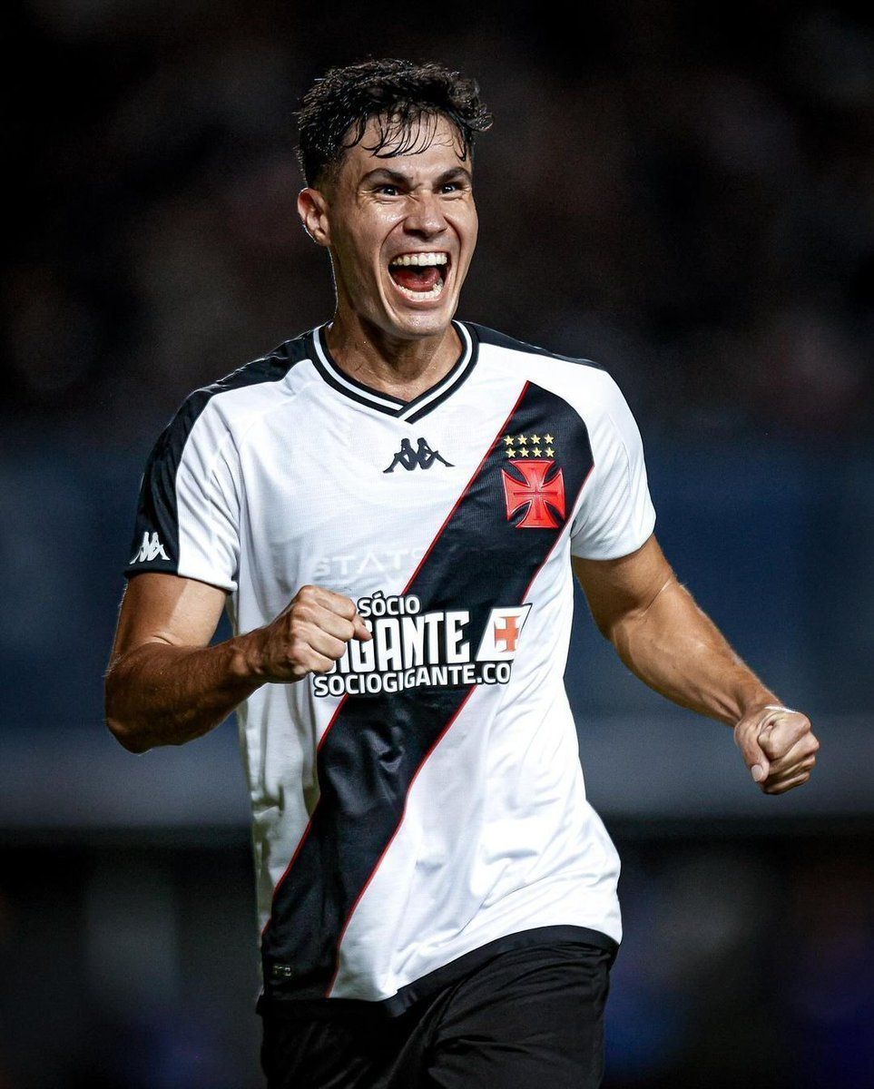 Pablo Galdames se firma como destaque do Vasco em apenas seis jogos