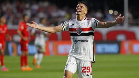 Pablo Maia marca o segundo do São Paulo em vitória contra o Internacional