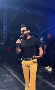 Pablo se apresenta no Arraiá Itatiaia, no Estádio Mineirão