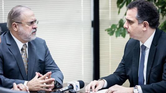 Pacheco entregou a Aras uma representação criminal contra invasores do Senado Federal