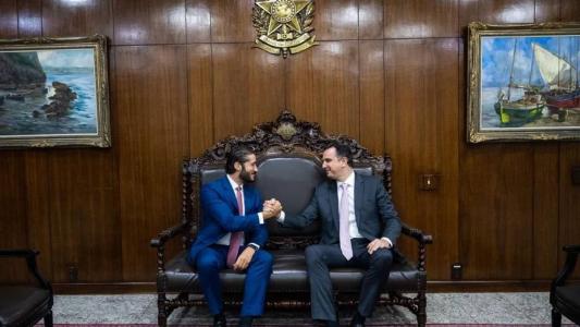 Pacheco recebeu Gabriel Azevedo e representante do prefeito Fuad Noman