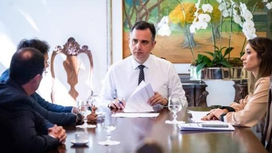 Pacheco se reuniu hoje com Advocacia Geral do Senado