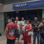 Pacientes denunciam falta de resposta de clínica odontológica que fechou as portas em BH: 'liguei várias vezes'