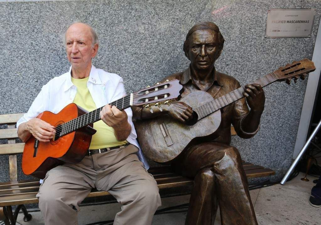 Morre Pacífico Mascarenhas, pai da bossa nova mineira, aos 88 anos