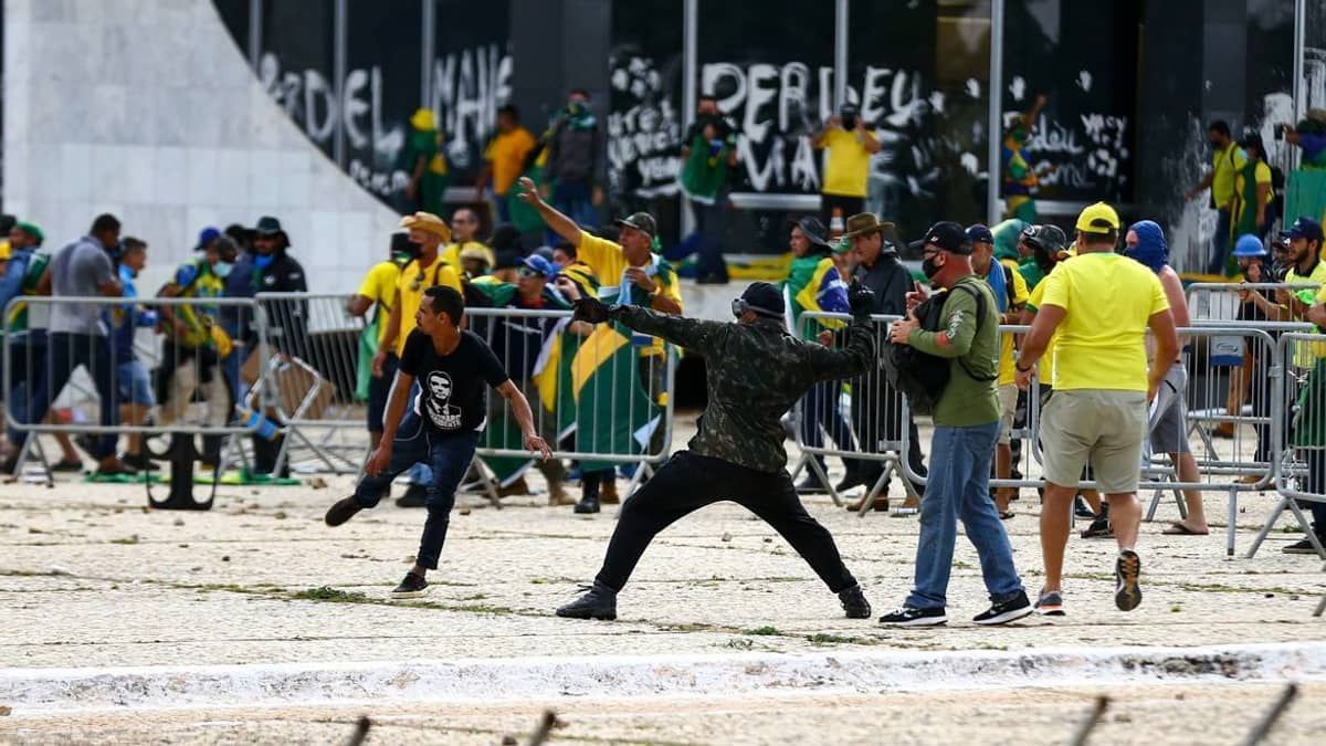 'Pacote da democracia': Lula mira ataques do 8/1 e quer penas maiores para líderes e financiadores de atos antidemocráticos