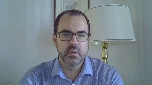 Pacote de segurança tenta prevenir ameaças que vêm ocorrendo contra autoridades públicas, diz especialista.