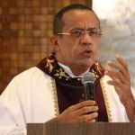 Padre Egídio, suspeito de desviar R$ 140 milhões, se entrega à polícia