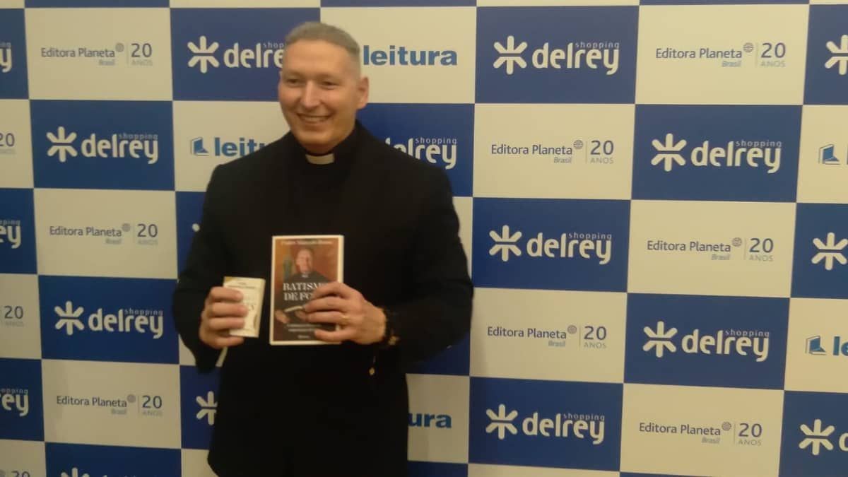 Padre Marcelo Rossi lança dois livros em Belo Horizonte nesta quarta-feira; veja como autografar  