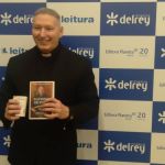 Padre Marcelo Rossi lança dois livros em Belo Horizonte nesta quarta-feira; veja como autografar  