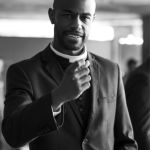 Padre Samuel Fidelis | De quem é a bandeira?