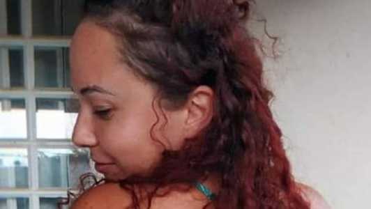 Pai de Jéssica aredita que filha morreu no consultório da clínica que fica no Centro da cidade