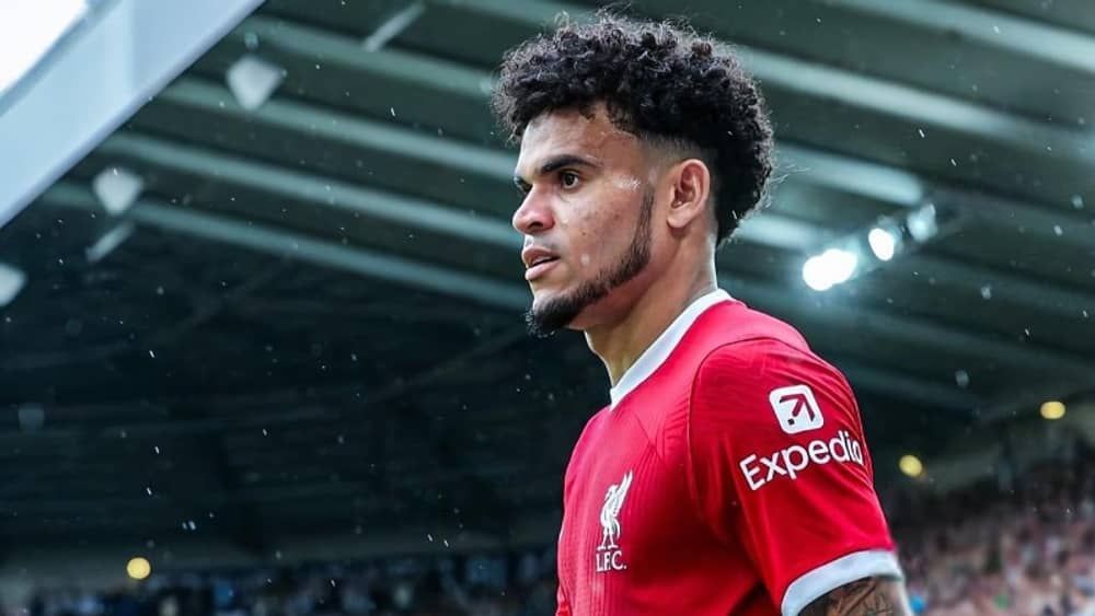 Astro do Liverpool é convencido a não viajar à Colômbia após sequestro dos pais