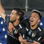 Palestino vence Nacional-PAR fora de casa e encaminha vaga na Libertadores
