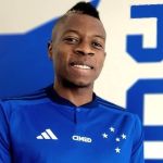 Palacios cita ex-lateral do Cruzeiro como referência na carreira; veja
