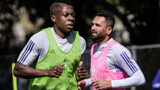 Palacios já treinou na Toca da Raposa II, em BH, nesta quarta-feira (5)