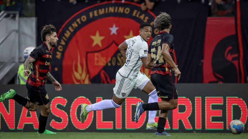 Palacios estreia no Atlético em derrota para o Sport pela Copa do Brasil