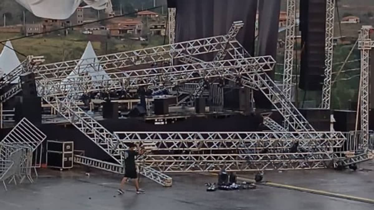 Imagens impressionantes: Festa do Peão Boiadeiro em MG é cancelada após chuva destruir palco e arquibancada