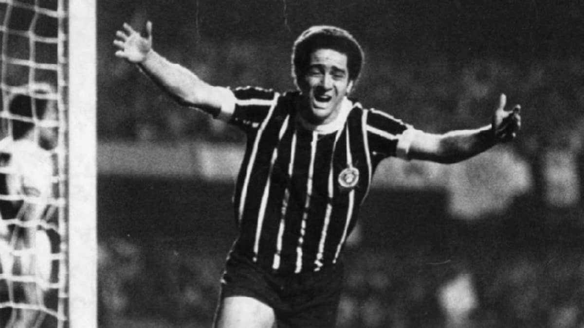 Casagrande se declara a Palhinha e relembra Sócrates e admiração no Corinthians