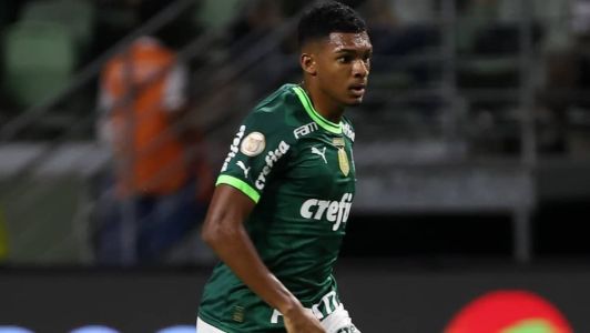 Palmeiras anuncia renovação de joia da base com multa milionária