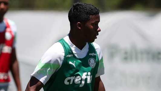 Palmeiras e Inter se enfrentam no Campeonato Brasileiro