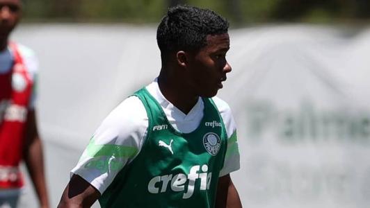 Palmeiras e Inter se enfrentam no Campeonato Brasileiro