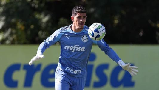 Palmeiras encaminha venda de goleiro Lucas Silvester para time português