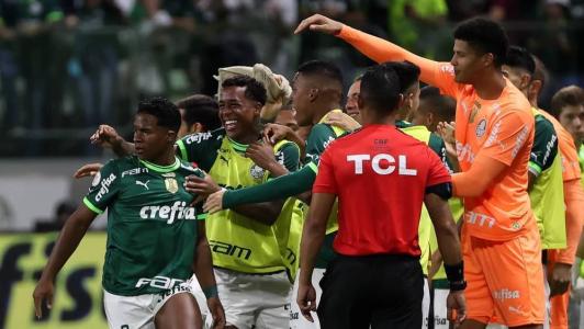 Palmeiras goleou o América por 4 a 0 no Allianz Parque