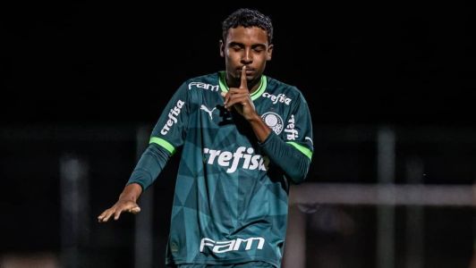 Palmeiras larga na frente do São Paulo na final do Paulista Sub-20