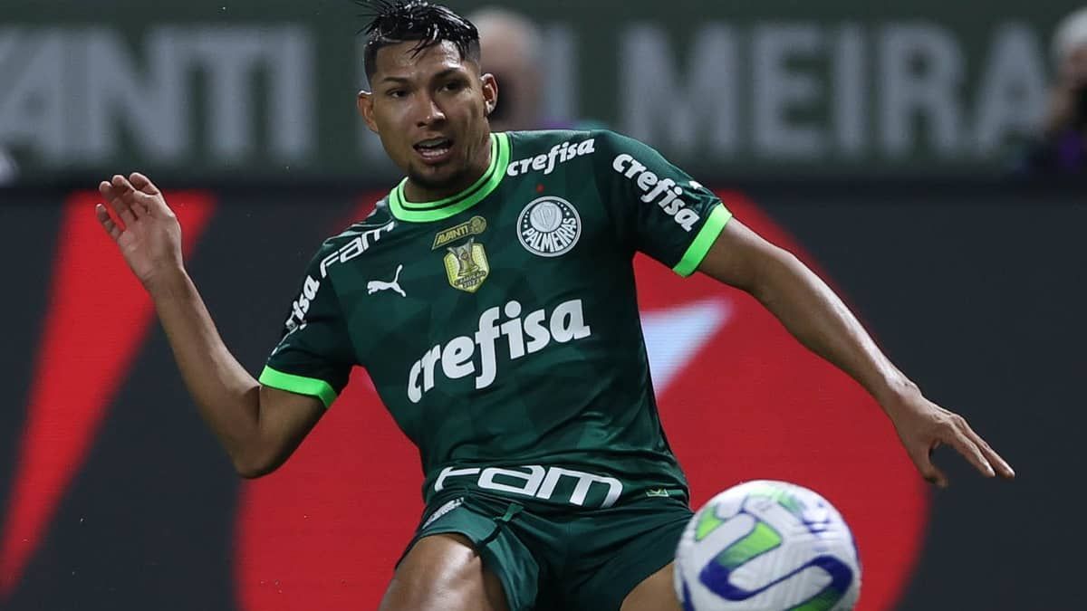 Palmeiras x Botafogo: veja escalações para jogo pelo Brasileiro