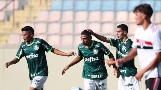 Palmeiras Sub-17 empata com São Paulo no Brasileiro e avança às quartas