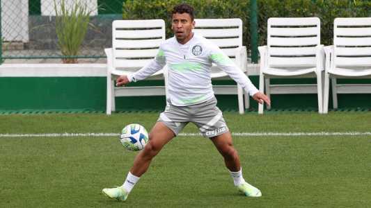 Palmeiras treina de olho no mata-mata da Copa do Brasil