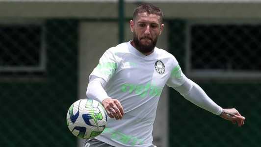 Palmeiras treina reforçado de olho em líder Botafogo
