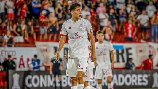 Palmeiras vasculha mercado sul-americano por volantes; Hezze é favorito