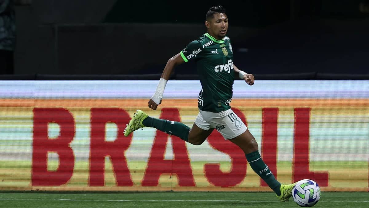 Palmeiras x Coritiba: veja escalações para duelo pelo Campeonato Brasileiro