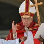 Papa celebra missa de Ramos após passar semana internado
