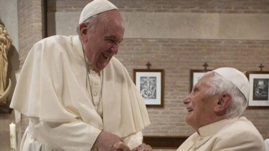 Papa Francisco e Bento XVI