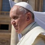 Papa Francisco é hospitalizado para fazer exames 