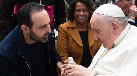 Papa Francisco recebeu imagem de Nha Chica, beatificada em 2013 pela Igreja Católica