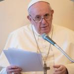 Papa Francisco esclarece declaração sobre homossexuais: 'todo ato sexual fora do casamento é pecado'