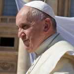 Papa Francisco tem febre e cancela agenda na manhã de sexta-feira